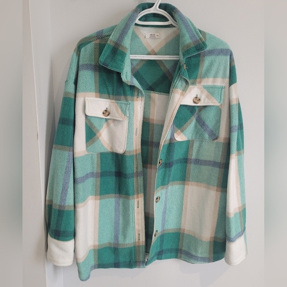 Green And White Plaid Polar Shaket-Medium - Picture 4 of 5